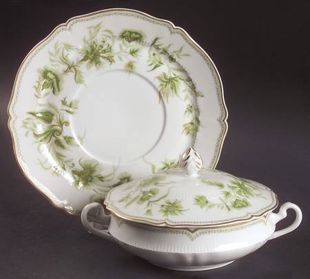 A La Corne Cream Soup Bowl & Saucer Set with Lid