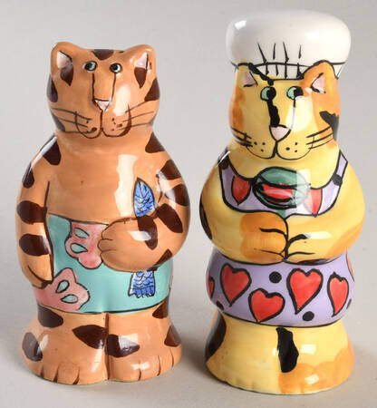 Catzilla Figural Salt and Pepper