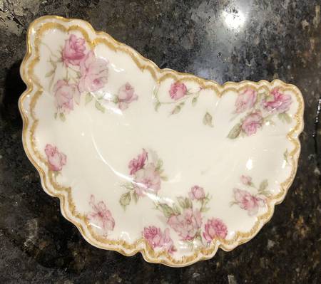 Schleiger 39-3 Bone Dish