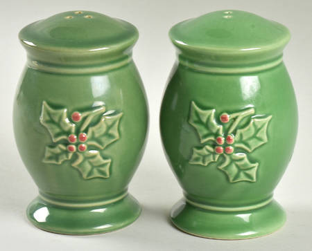 Christmas Berries Salt & Pepper Set