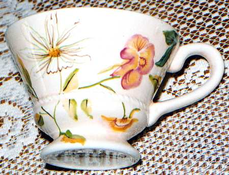 HDA3 Footed Cup