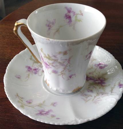 Schleiger 147-12 Chocolate Cup & Saucer Set