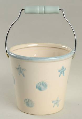 Shoreline Bucket-W/Handle