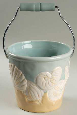 Shoreline Bucket-W/Handle