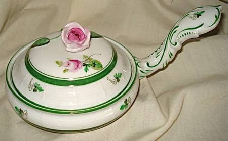 Vienna Rose Patty Pan & Lid