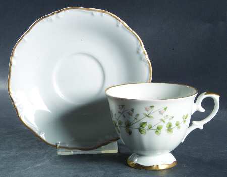 Linnaea Borealis (Scalloped) Footed Cup & Saucer Set