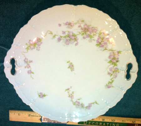 9322 Purple Handled Cake Plate
