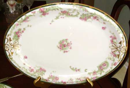 H3607 14" Oval Serving Platter