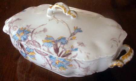 Schleiger 1158-12 Oval Covered Vegetable