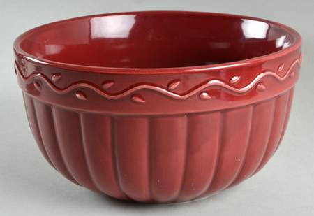 Country Garden 9" Round Vegetable Bowl