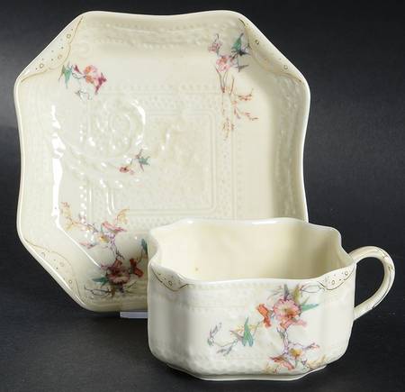 H3620 Flat Cup & Saucer Set