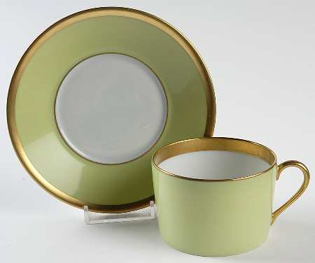 Laque de Chine Gold (Pistachio) Flat Cup & Saucer Set