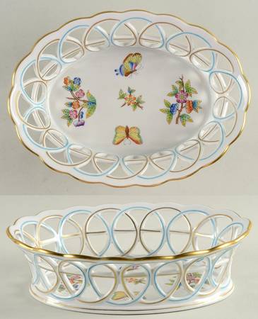 Queen Victoria (Green Border) 8" Oval Open Weave Basket
