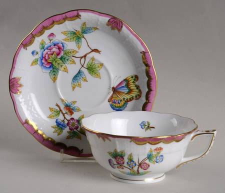 Queen Victoria (Pink) Footed Cup & Saucer Set