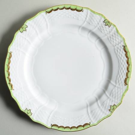 Princess Victoria Green Service Plate (Charger)