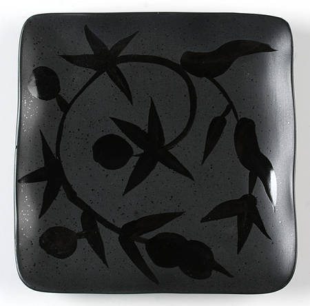 Noir Garden Salad Plate