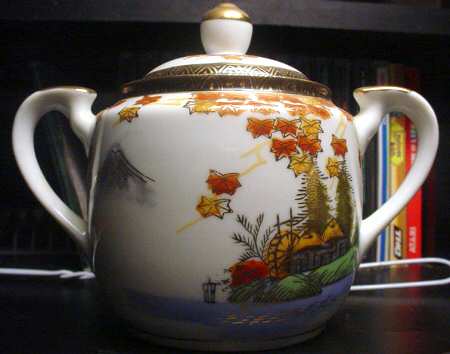 HYA31 Sugar Bowl & Lid
