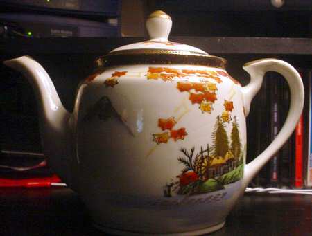 HYA31 Teapot & Lid