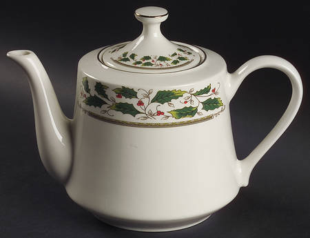 Home for the Holidays Teapot & Lid