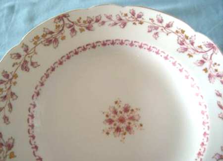 H3640 Luncheon Plate