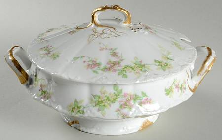 Schleiger 1240-11 Tureen &  Lid