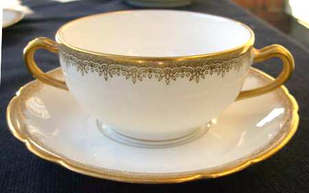 H3644 Footed Bouillon Cup & Saucer