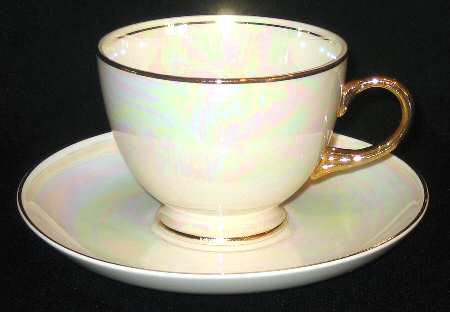 HLC3696 Footed Cup & Saucer Set