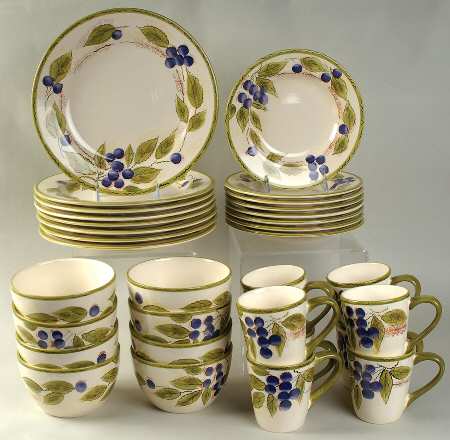 Natural Expressions 32 Piece Set