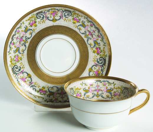 216237 Flat Cup & Saucer Set