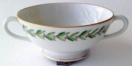HCZ127 Footed Cream Soup Bowl