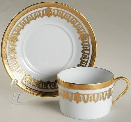 Saint Honore White and Gold Flat Cup & Saucer Set