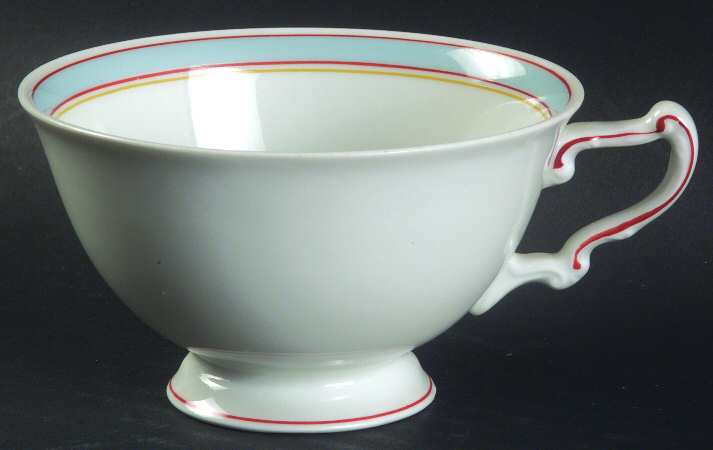 HC1027 Footed Cup