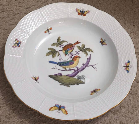 Rothschild Bird (Pastel Colors) Large Rim Soup Bowl