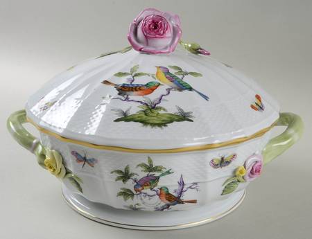 Rothschild Bird (Pastel Colors) Round Covered Vegetable