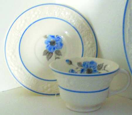HLC2580 Footed Cup & Saucer Set