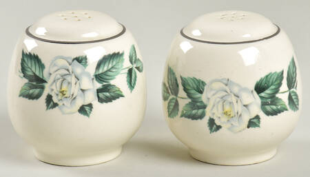 Ry233 Salt & Pepper Set