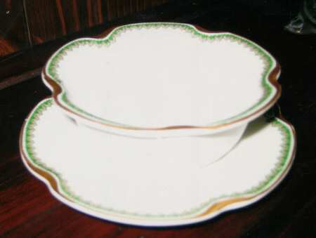 H3696 Ramekin & Saucer Set