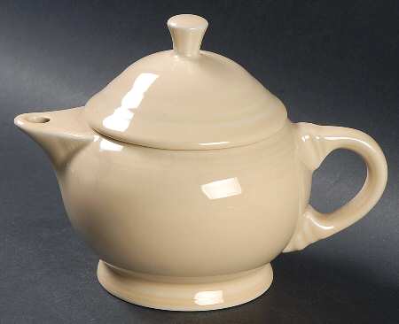 Fiesta Ivory (Intro 2008) Small Teapot & Lid