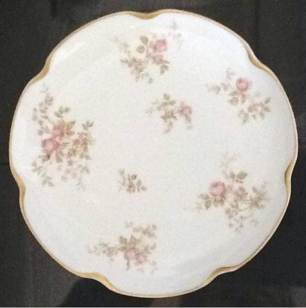 H3702 Coupe Salad Plate