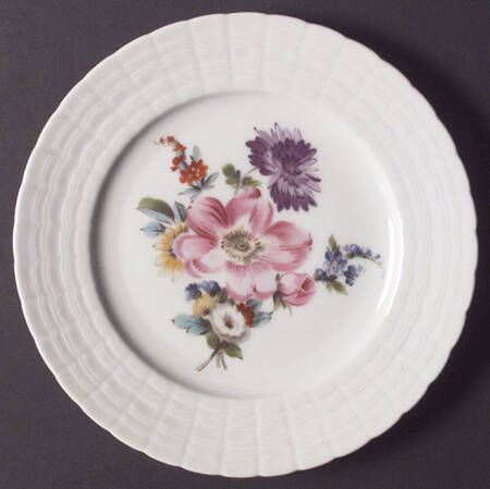 HUT791 Salad Plate