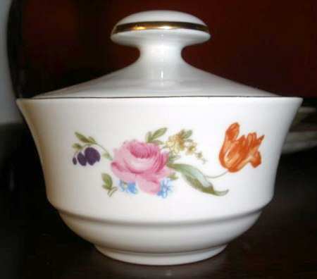 HEP54 Sugar Bowl & Lid