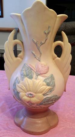 Magnolia (Matte) 12" Vase
