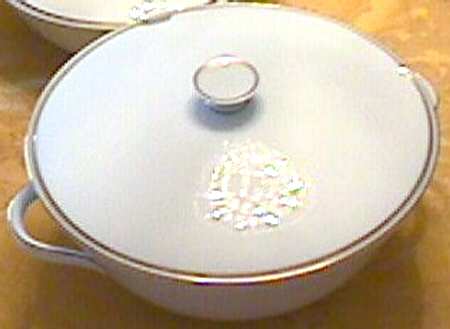 8054 Tureen &  Lid