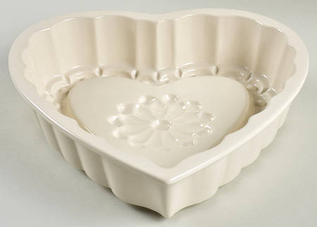 Veranda 11" Heart Baker