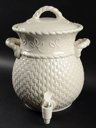 Veranda Beverage Dispenser & Lid