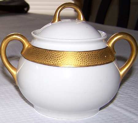 HUT1817 Sugar Bowl & Lid