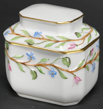 Giftware Tea Caddy & Lid by Herend