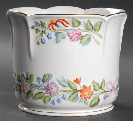 Giftware Cachepot