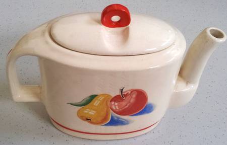 Red Apple II Modern Age Teapot & Lid