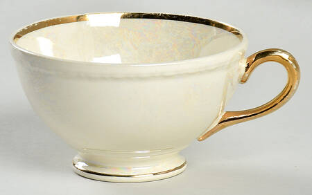 HLC2593 Footed Cup